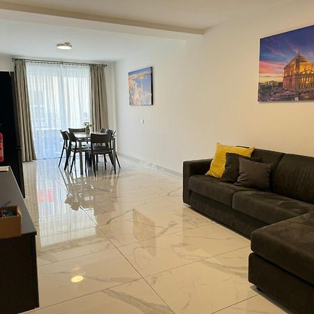 Emerald Suite Сейнт Полс Бей Екстериор снимка